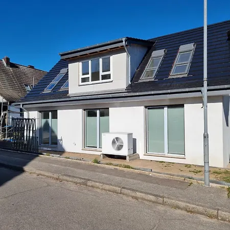 Safari - Zwischen Holstentor & Ostsee Apartment *